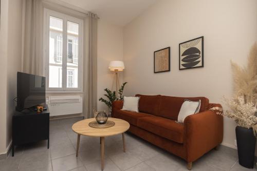 Splendide et idéalement situé proche du palais.