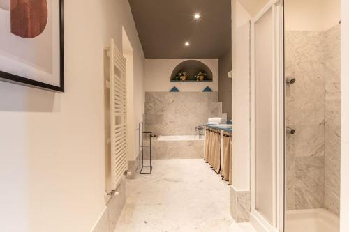 Et badeværelse på Marble - a pochi passi dal centro e dalla stazione