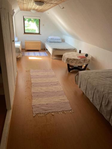 Postel nebo postele na pokoji v ubytování Gladsax Bygata