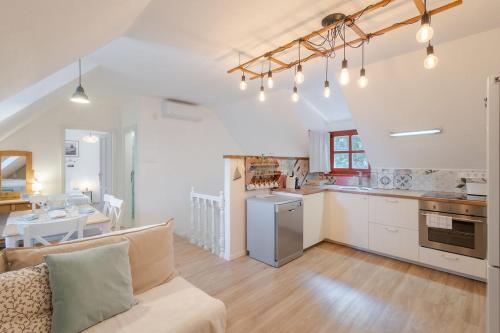 Kékmadaras Vendégház Tihany