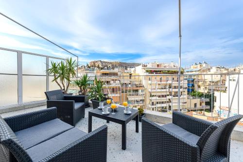 Beautiful loft close to Acropolis