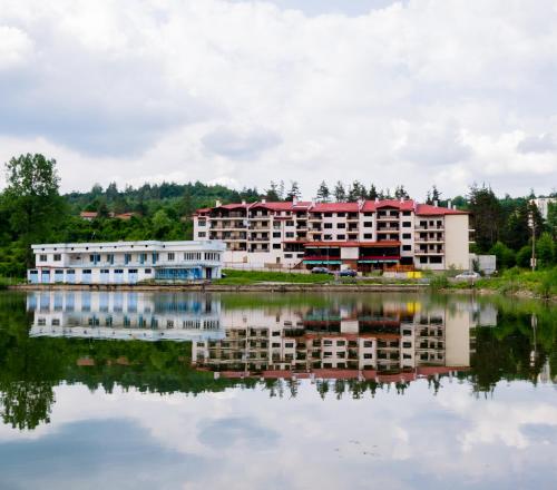 Апартамент Езерото