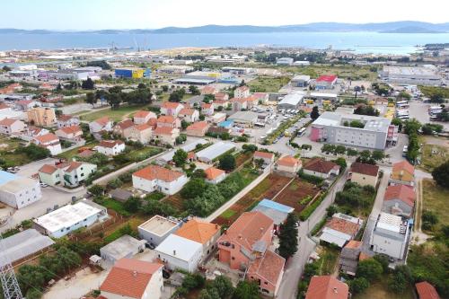 Apartments Fraj with Jacuzzi