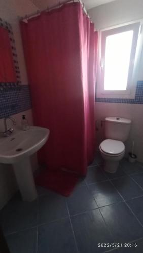 Fotografia z galérie ubytovania Apartamento urbanización Oasis Beach en Denia a 100 m de la playa v destinácii Denia
