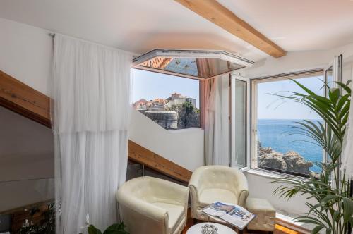 Luxury Old Town Apartment with breathtaking sea view