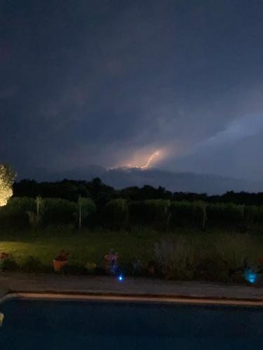 Gallery image of Gîte Les Vignes in Cravencères