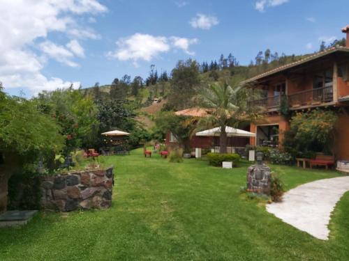 Un jardín fuera de Ilatoa Lodge