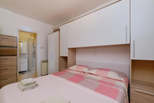Appartment Ksenija 4