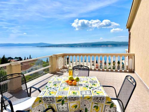 Apartment in Dramalj 44155