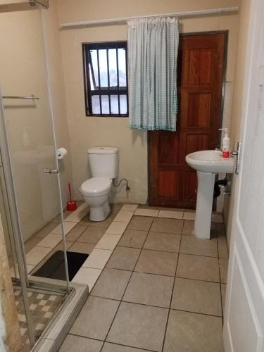 Bilik mandi di C - Land guest house Meyerton