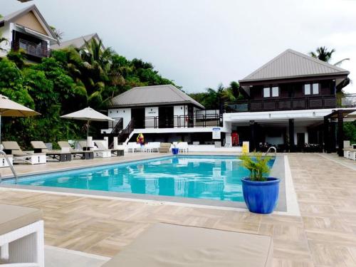 Bazén v ubytování The Crow's Nest Resort Fiji nebo v jeho okolí
