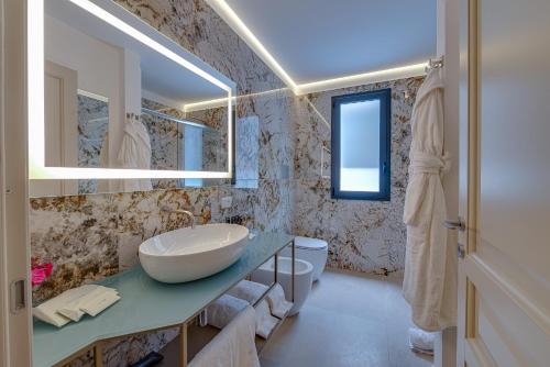 Ένα μπάνιο στο Villa Salisà
