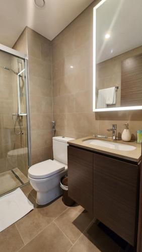 Koupelna v ubytování STAY BY LATINEM Luxury 2BR Holiday Home CV B113 near Burj Khalifa