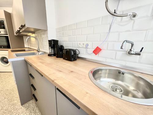 Cozy and quiet, pax7 Los Boliches, 3d, 2b, pool and close to the beach