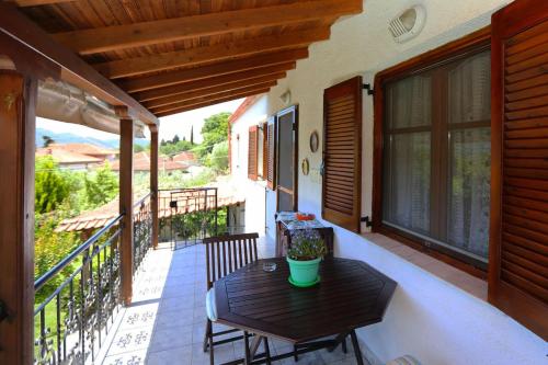 Φωτογραφία από το άλμπουμ του DIANA'S HOUSE σε Khrisókastron