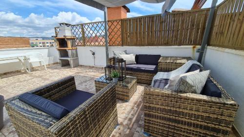 AL39 - Atico con barbacoa playa Fenals