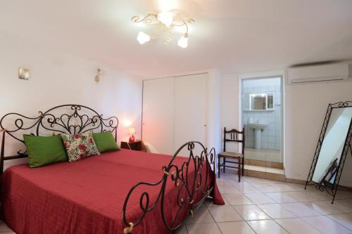 A bed or beds in a room at Trullo - Cantoru by LoveSud