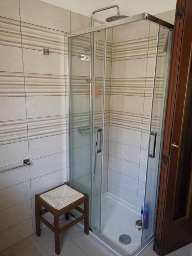 Ένα μπάνιο στο Bluelake Apartment 2 Omegna