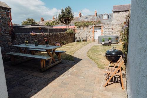 テンビーにあるNo4 Queens Parade close to Tenby South Beachのギャラリーの写真