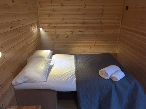 Lova arba lovos apgyvendinimo įstaigoje Cornwallis shepherds hut