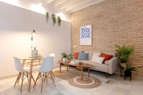 Posezení v ubytování Home2Book Amelia's Pottery, Triana