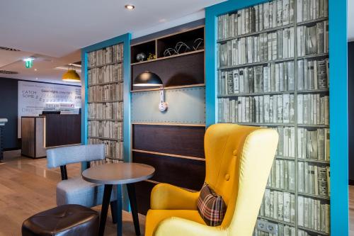 Premier Inn München City Schwabing Image