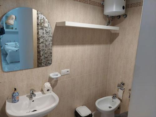Vonios kambarys apgyvendinimo įstaigoje Central apartment in Arrecife - 1 or 2 bedrooms