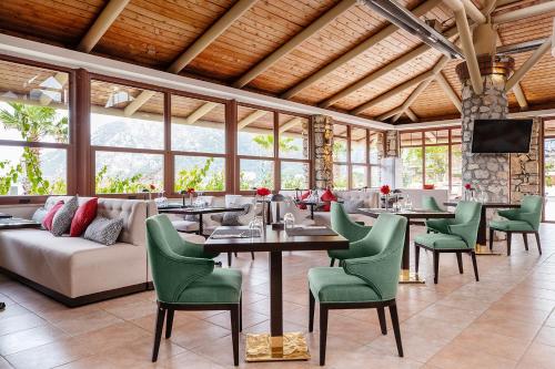 马蒂度假豪华酒店的休息区