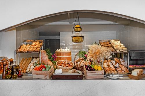 度假酒店内部或周边提供的食物