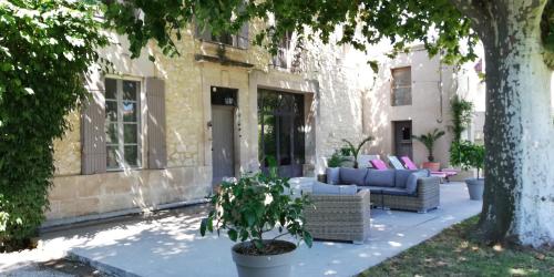 Mas de la Digue, Châteaurenard, 6 chambres, 5 sdb.