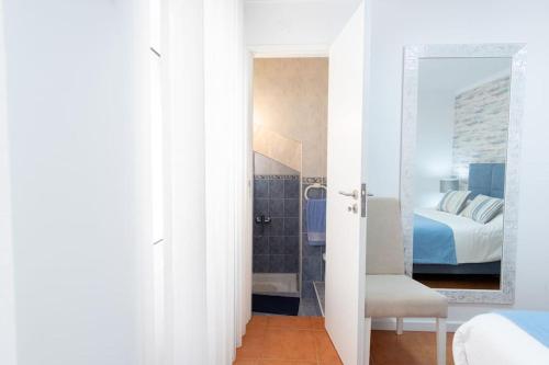 Rodrigues Family House 73A