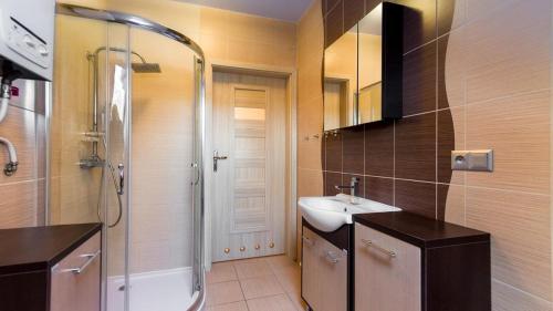 Ένα μπάνιο στο Apartament Kamyczek