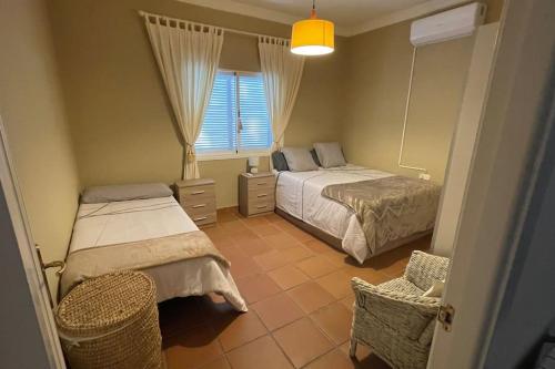 Zdjęcie z galerii obiektu Fantástica Villa-Guadacorte w mieście Los Barrios