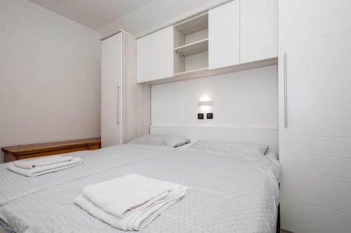 Apartment 5 – Photos 3