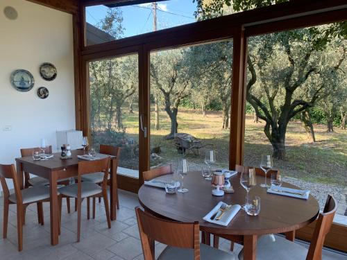 Jardín al aire libre en Gastronomic B&B CarloCarla