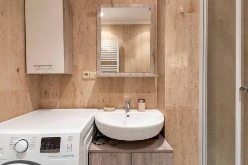 A bathroom at Apartment Becherhaus