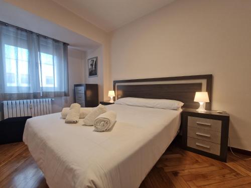 605A Apartamento céntrico 2 habitaciones by R2R Consulting