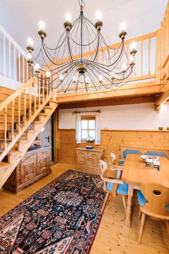 SCHILCHERLANDLEBEN - Weingartenhaus