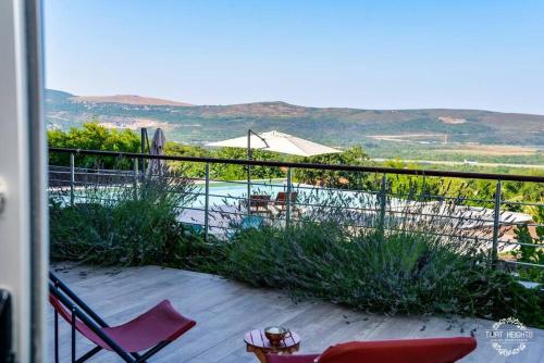 Gallery image of C1 - 2 beds 2 baths luxury Condo, Pool & Sea Views in Kavač