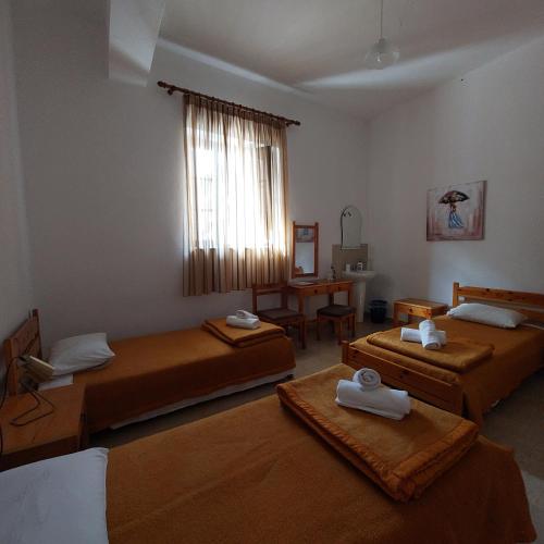 Polemarhos Guest House 4