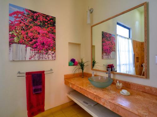 Casa Oasis Guest House and Spa tesisinde bir banyo