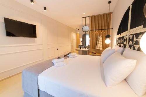 Anesis Deluxe Apartments