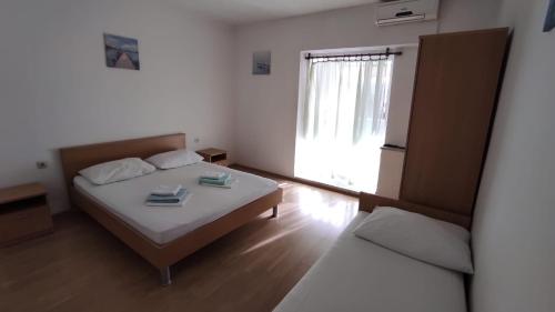 Apartments with WiFi Duce, Omis - 21055