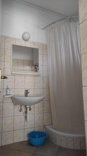 Apartments with WiFi Duce, Omis - 21055