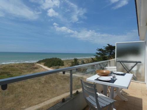 Photo de la galerie de l'établissement Notre-Dame-de-Monts - Bel appartement 45m² rénové, 4 pers, proche des régates - FR-1-540-265, à Notre-Dame-de-Monts