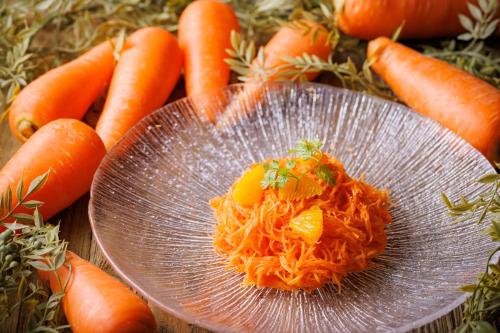 ホテルの敷地内または近くでの食事または食べ物