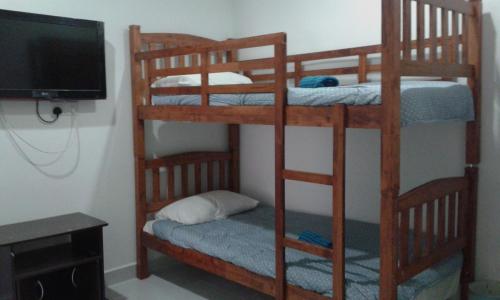 Bunk bed o mga bunk bed sa kuwarto sa Best Seven Inn
