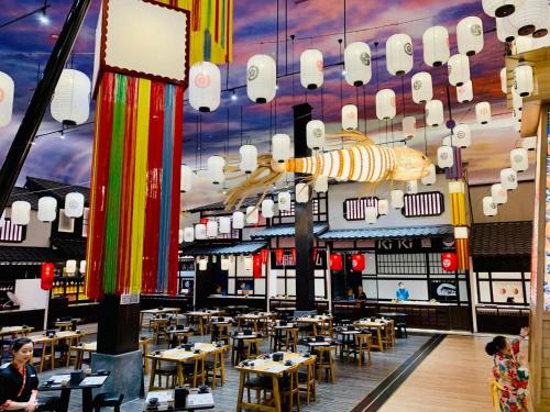 Restaurace v ubytování Wyndham Thanh Thủy