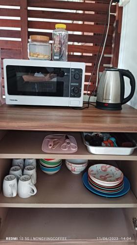 Η κουζίνα ή μικρή κουζίνα στο Chanmuang guesthouse
