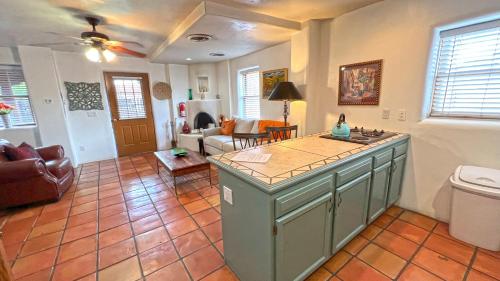 Istumisnurk majutusasutuses Casas de Guadalupe - Sante Fe Vacation Rentals